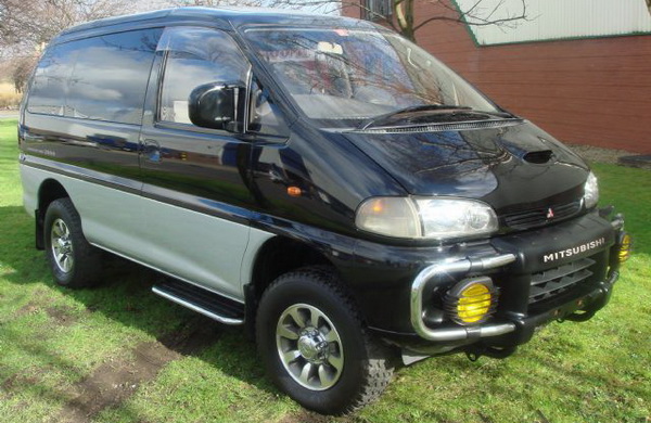 Mitsubishi delica p45v